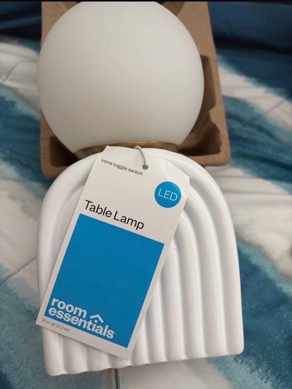 Room Essentials White Ceramic LED Table Lamp with Frosted Globe